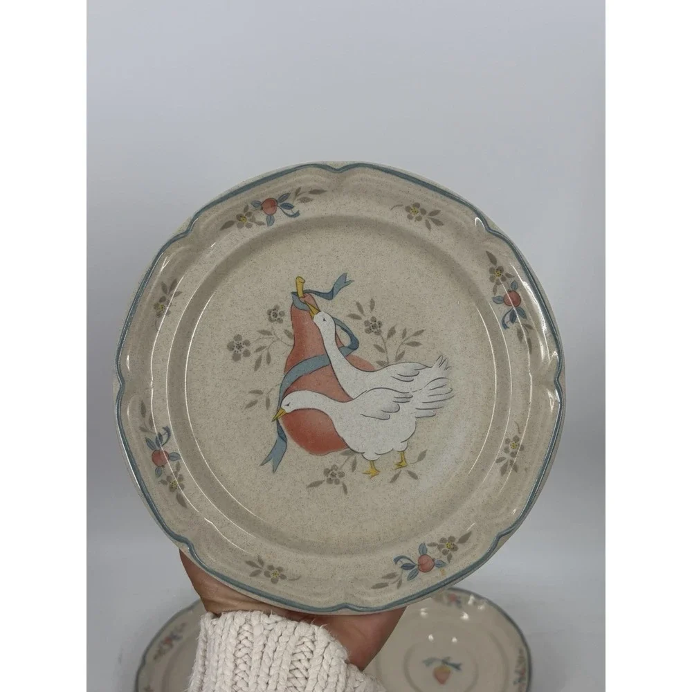 Vintage International China Marmalade Geese Strawberry Stoneware Plates Set of 6